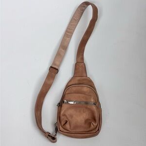 Cluci Small Light Brown Faux Leather Sling Bag